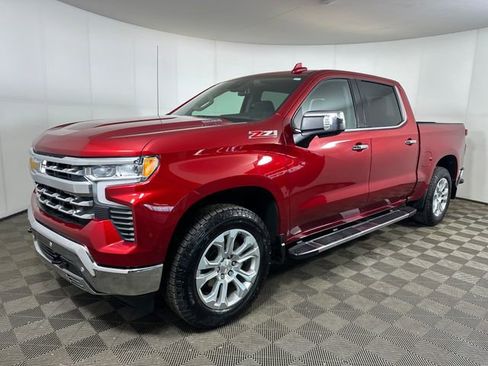 Used 2024 Chevrolet Silverado 1500 LTZ image 7