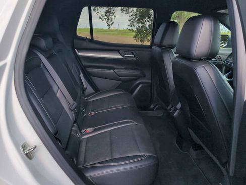 Used 2026 GMC Terrain Elevation w/ Elevation Premium Package FWD image 29