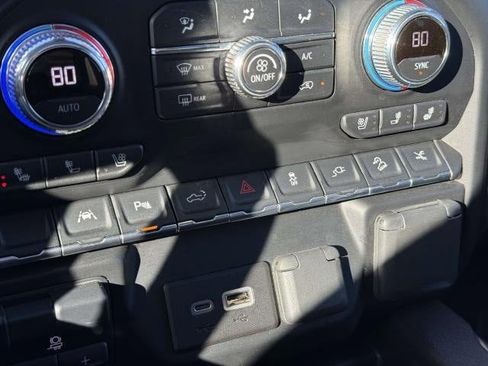 Used 2022 GMC Sierra 1500 Denali w/ Denali Reserve Package image 29