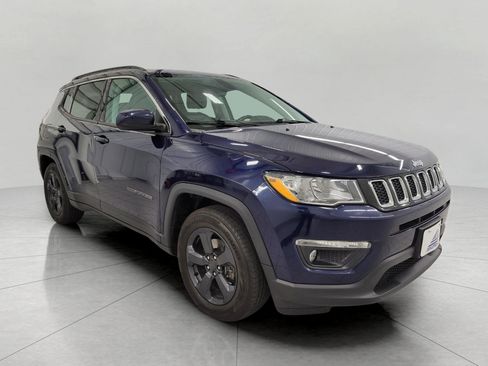Used 2019 Jeep Compass Latitude w/ Cold Weather Group FWD image 29