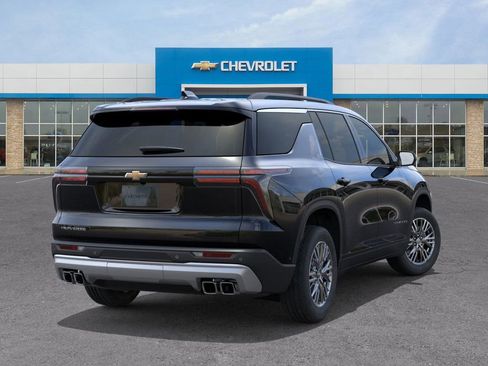 New 2026 Chevrolet Traverse LT w/ LPO, Floor Liner Package image 4