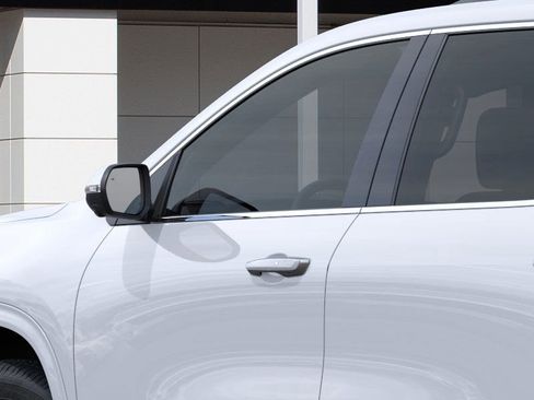 New 2026 GMC Acadia Denali w/ Super Cruise Package image 13