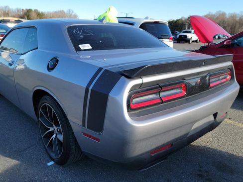 Used 2018 Dodge Challenger R/T Scat Pack w/ Leather Interior Group image 5