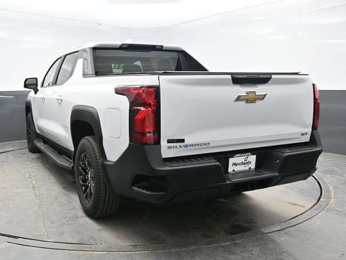 Used 2024 Chevrolet Silverado EV W/T image 5
