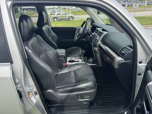 Used 2014 Toyota 4Runner Trail Premium AWD/4WD image 14