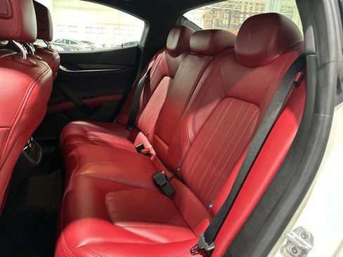 Used 2019 Maserati Ghibli S GranLusso RWD image 6