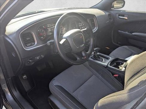 Used 2022 Dodge Charger SXT w/ Blacktop Package image 9
