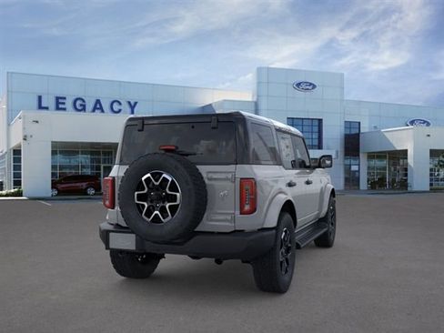 New 2026 Ford Bronco Outer Banks AWD/4WD image 8