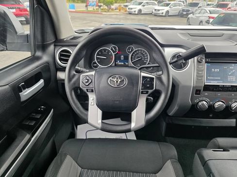 Used 2017 Toyota Tundra SR5 RWD image 22