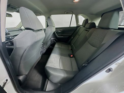 Used 2021 Toyota RAV4 XLE image 26