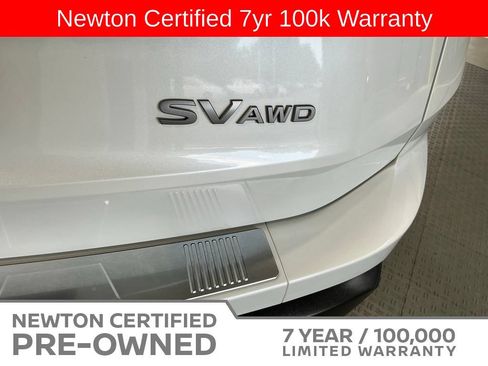 Used 2024 Nissan Rogue SV w/ SV Premium Package AWD/4WD image 9