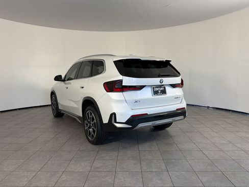 Certified 2023 BMW X1 xDrive28i w/ Convenience Package AWD/4WD image 3