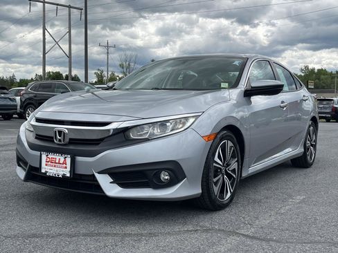 Used 2017 Honda Civic EX-T image 3