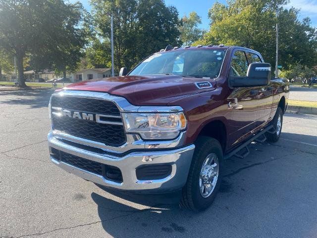 Used 2024 RAM 3500 Tradesman w/ Chrome Appearance Group AWD/4WD image 3