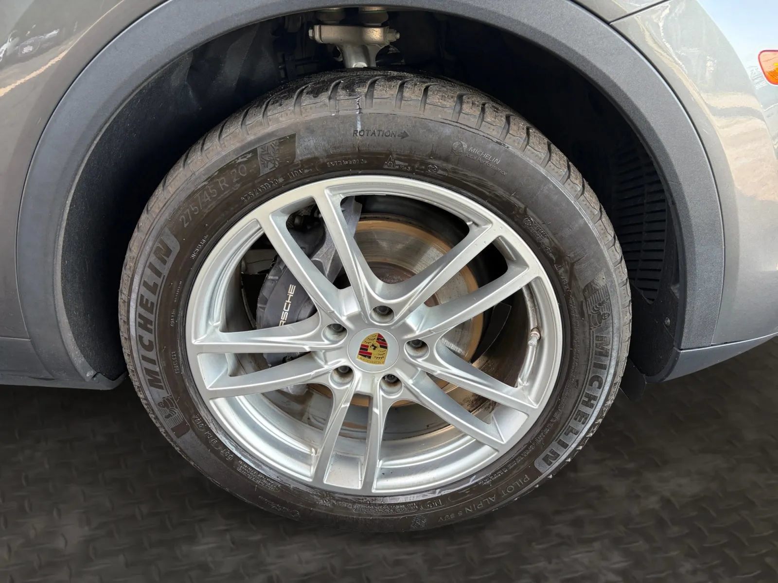 Used 2019 Porsche Cayenne AWD/4WD image 38