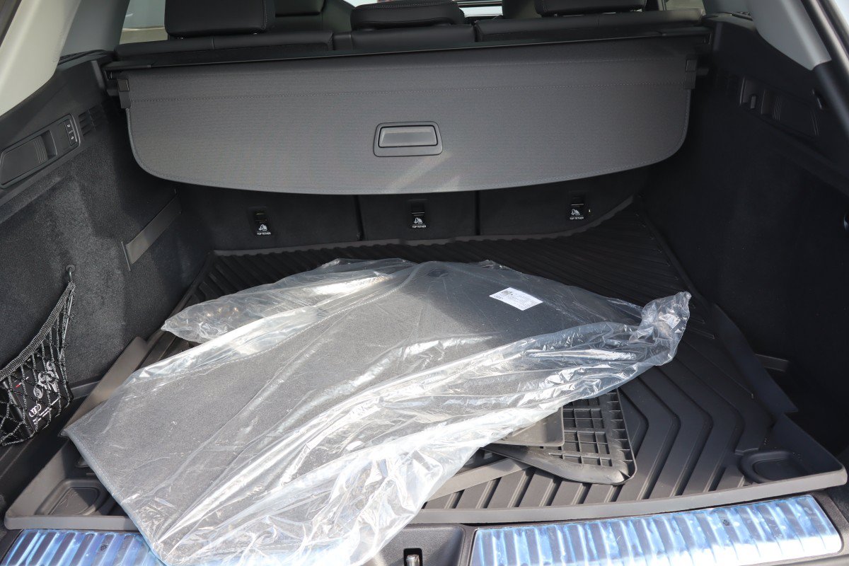 Used 2025 Audi Q5 Prestige AWD/4WD image 9