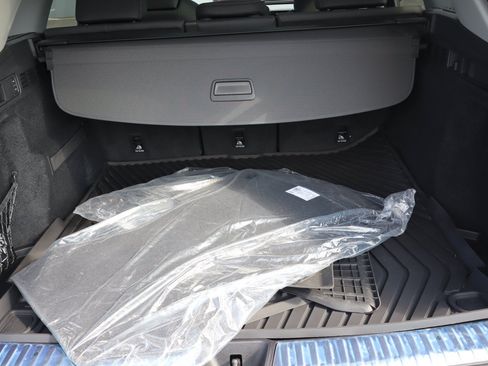 Used 2025 Audi Q5 Prestige AWD/4WD image 9