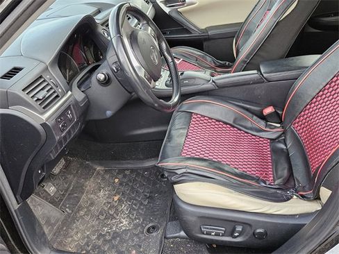 Used 2013 Lexus CT 200h image 12