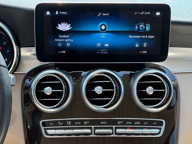 Used 2022 Mercedes-Benz GLC 300 4MATIC image 17