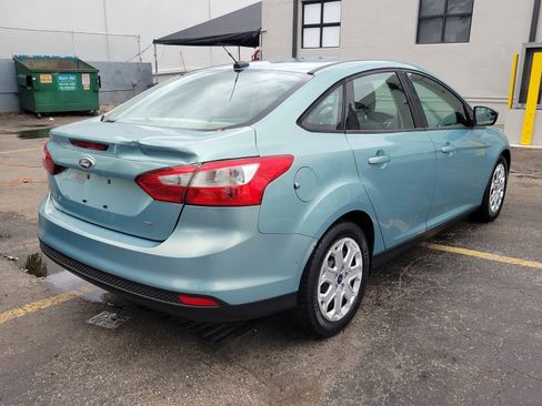 Used 2012 Ford Focus SE FWD image 4