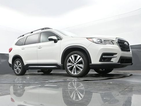 Used 2020 Subaru Ascent Limited w/ Technology Package AWD/4WD image 9