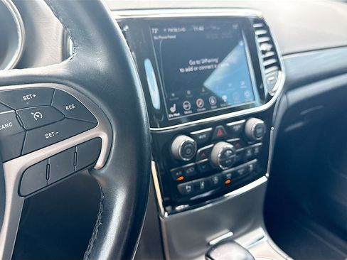 Used 2021 Jeep Grand Cherokee Laredo X RWD image 27