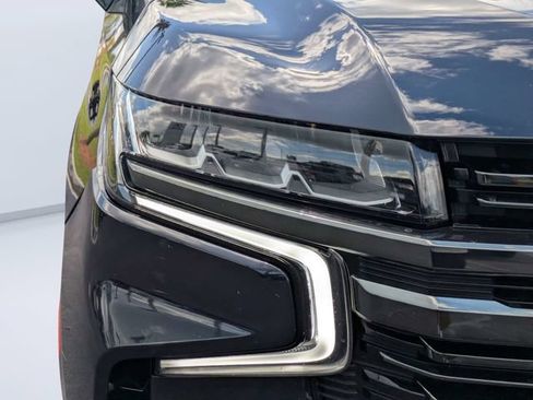 Used 2021 Chevrolet Tahoe RST w/ Luxury Package RWD image 9