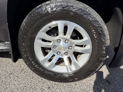 Used 2015 Chevrolet Suburban LT AWD/4WD image 13