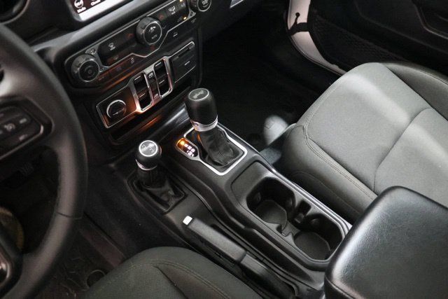 Used 2023 Jeep Wrangler Unlimited w/ 8.4" Radio Group AWD/4WD image 32