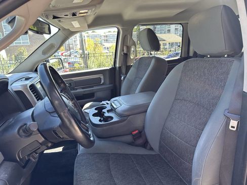 Used 2017 RAM 1500 Big Horn image 9