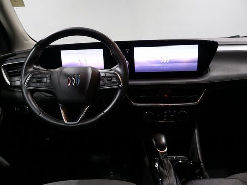 Used 2024 Buick Encore GX Preferred image 17