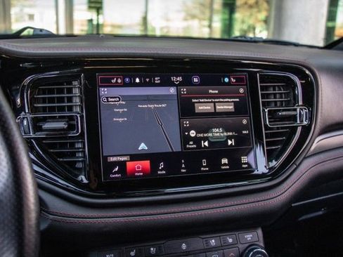 Used 2023 Dodge Durango GT AWD/4WD image 16