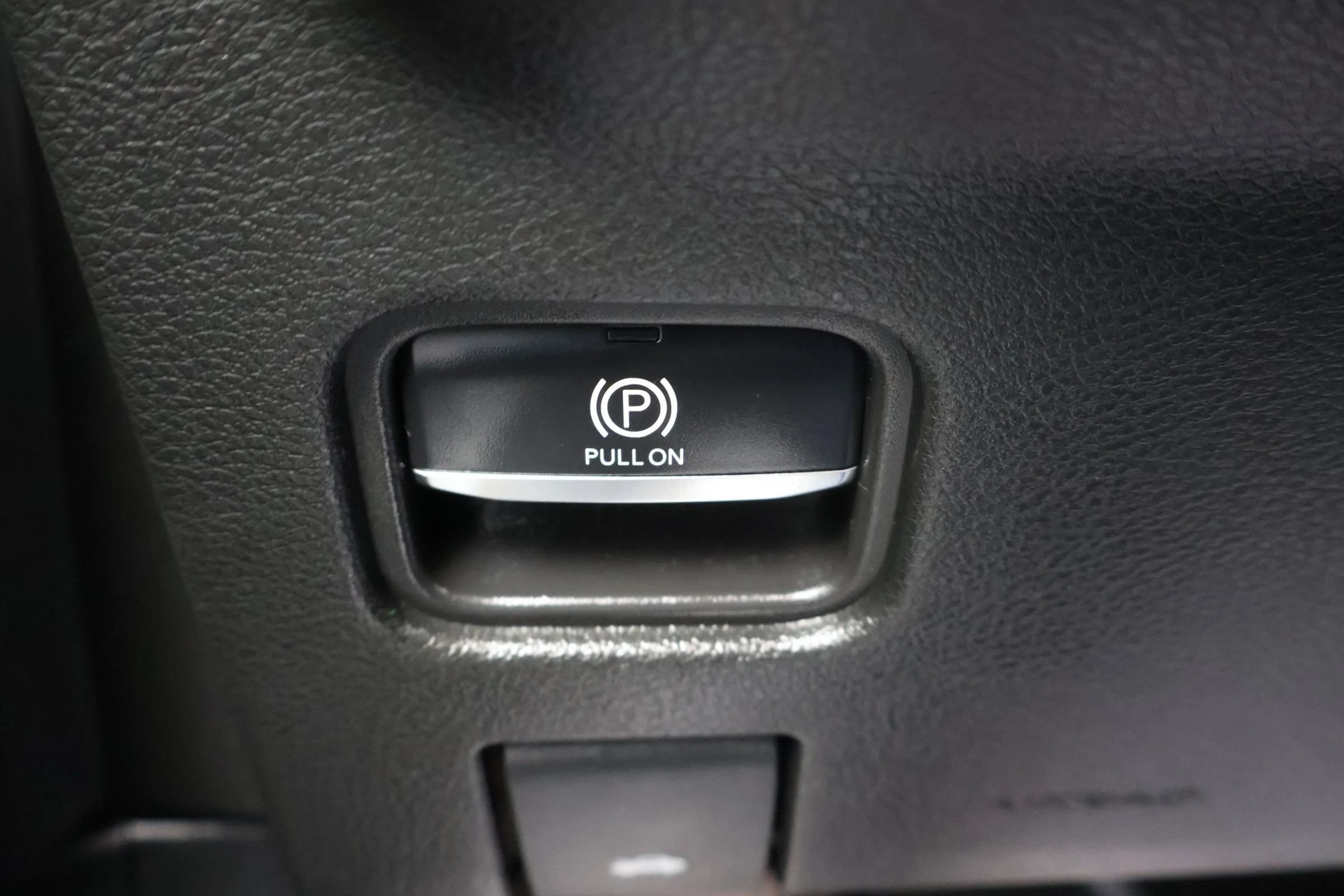 Used 2023 Jeep Grand Cherokee L Limited AWD/4WD image 20