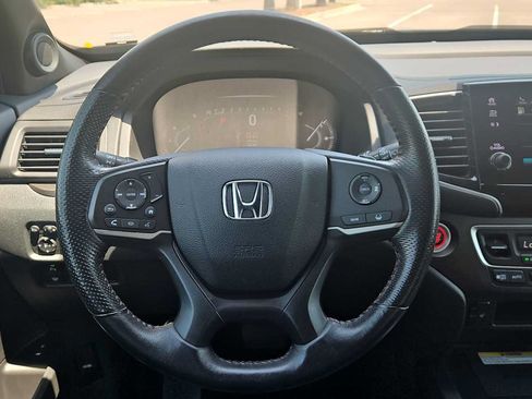 Used 2023 Honda Passport TrailSport image 11