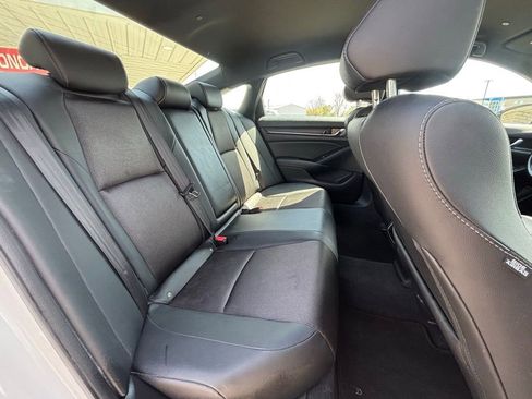 Used 2020 Honda Accord Sport image 7