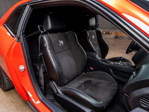 Used 2016 Dodge Challenger R/T Scat Pack image 25