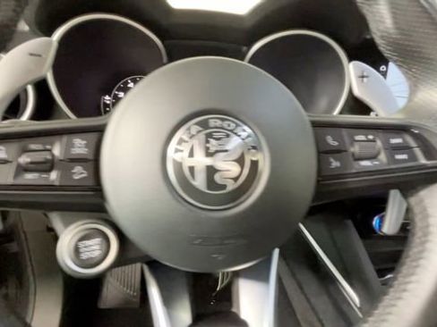 Used 2022 Alfa Romeo Stelvio Sprint AWD/4WD image 23