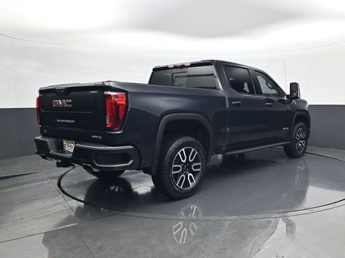 Used 2025 GMC Sierra 1500 AT4 w/ AT4 Premium Package image 5