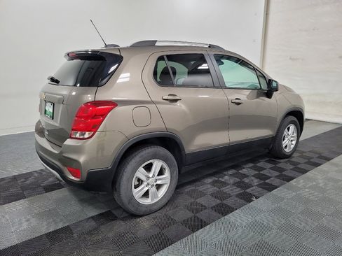 Used 2022 Chevrolet Trax LT w/ Driver Confidence Package AWD/4WD image 10