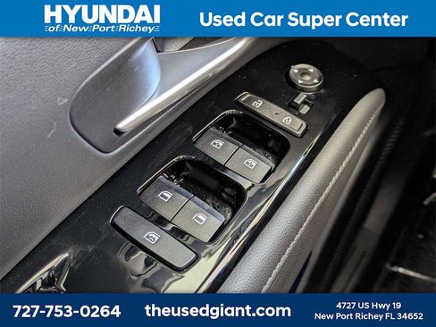 Used 2024 Hyundai Santa Cruz Limited image 33