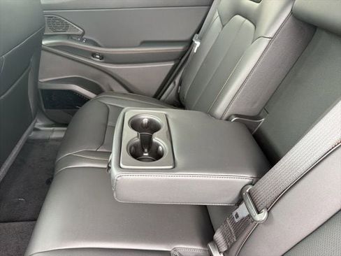 New 2026 Jeep Cherokee Limited AWD/4WD image 32