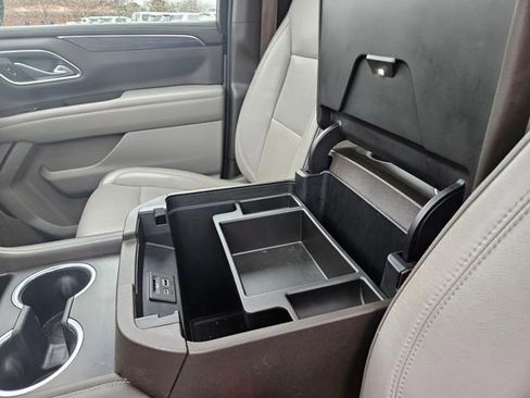 Used 2021 GMC Yukon SLT w/ SLT Luxury Plus Package image 25