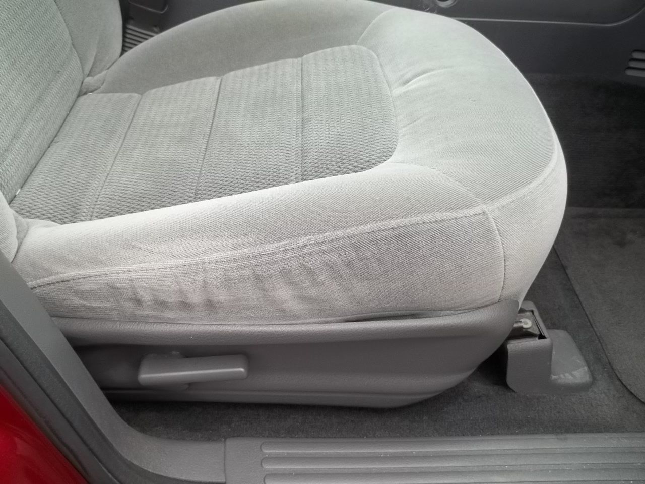 Used 2005 Ford Explorer Sport XLT RWD image 8