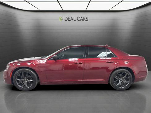 Used 2021 Chrysler 300 Touring w/ Sport Appearance Package RWD image 8