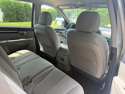 Used 2009 Hyundai Santa Fe GLS FWD image 19