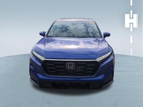 Used 2025 Honda CR-V EX image 2