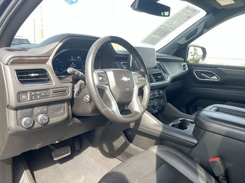 Used 2022 Chevrolet Tahoe LT w/ Luxury Package image 10