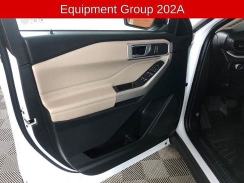 Certified 2023 Ford Explorer XLT w/ Equipment Group 202A AWD/4WD image 13