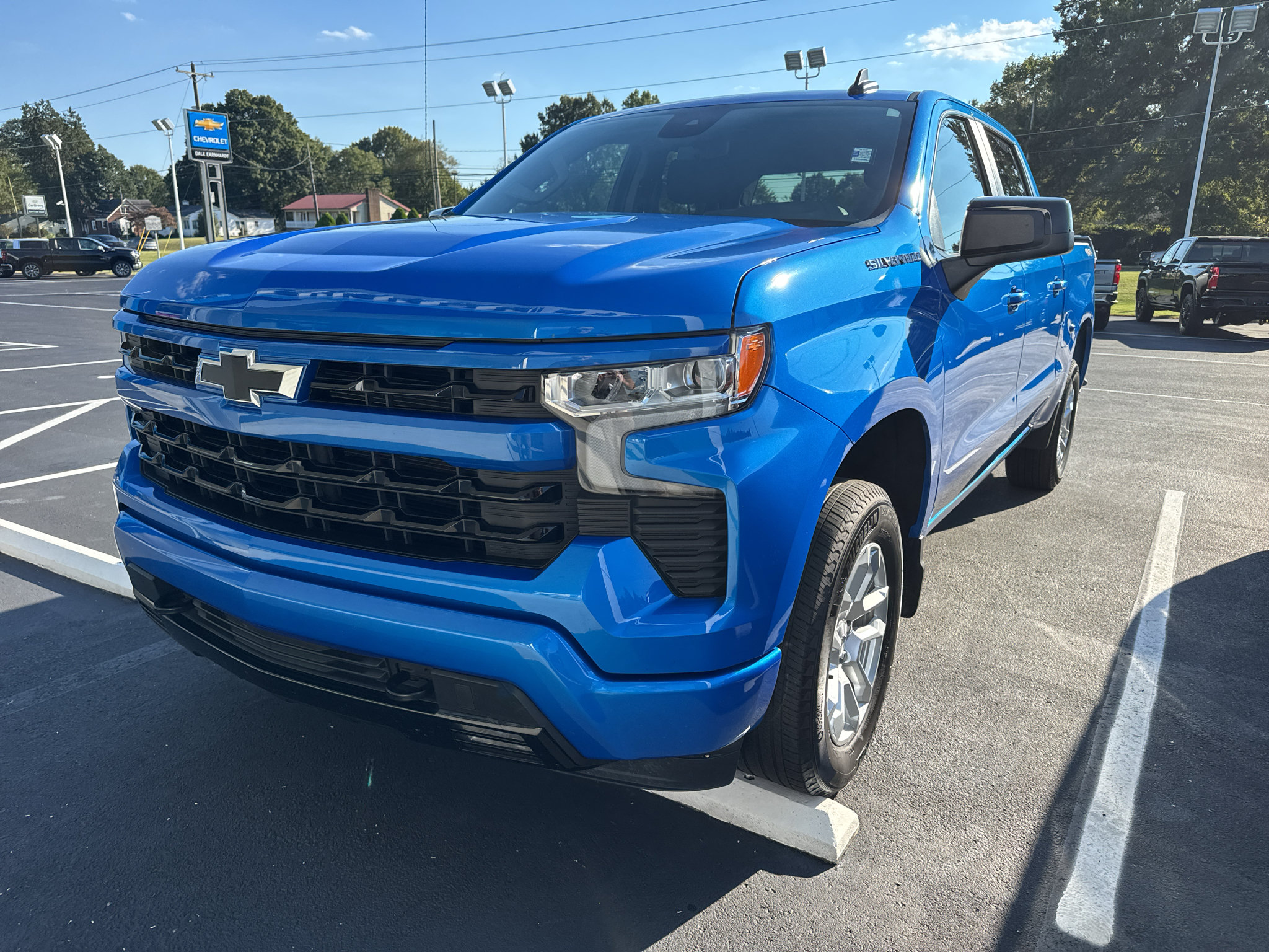 Used 2026 Chevrolet Silverado 1500 RST AWD/4WD image 1