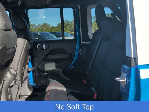 New 2026 Jeep Wrangler Unlimited Rubicon AWD/4WD image 32